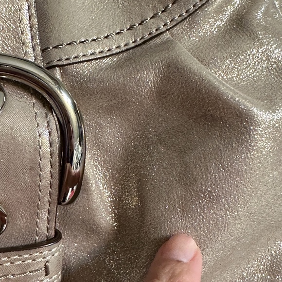 Authentic Coach Bag in Metallic Gold - Picture 11 of 15